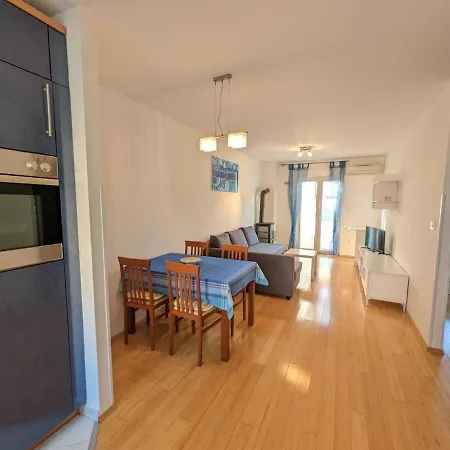 Cozy Fritz With Garage Apartment Rovinj